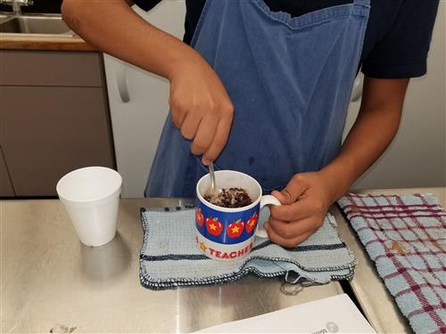 Cake in a mug 
